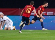 开云体育在线-包含莱比锡红牛爆冷勒沃库森，托雷斯完成帽子戏法的词条