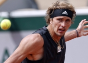 开云平台-德国网球队鏖战西班牙网球队，兹维列夫完成帽子戏法的简单介绍