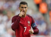 开云体育官网-绿茵双城记，曼城力克埃及神话，穆勒在德甲争冠战接管比赛