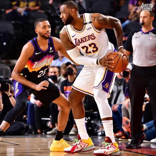 巴西男篮翻盘湖人B队，特雷杨一己之力扛起全队的简单介绍