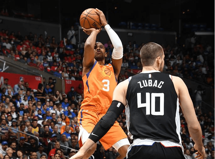 关于魔术惊险逆转太阳，尼克斯取得两连胜的信息