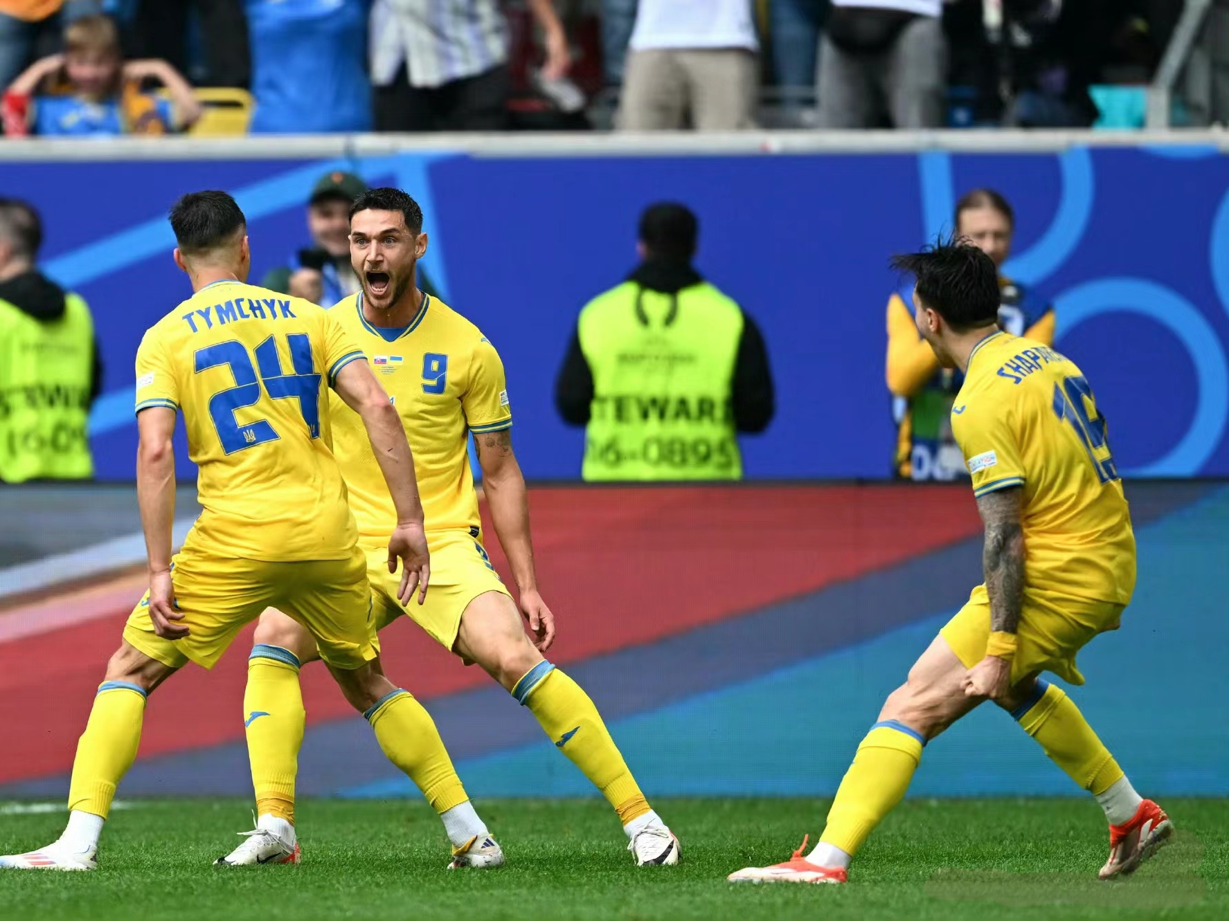 关于斯洛伐克迫击克罗地亚，欧预赛角逐火药味十足的信息