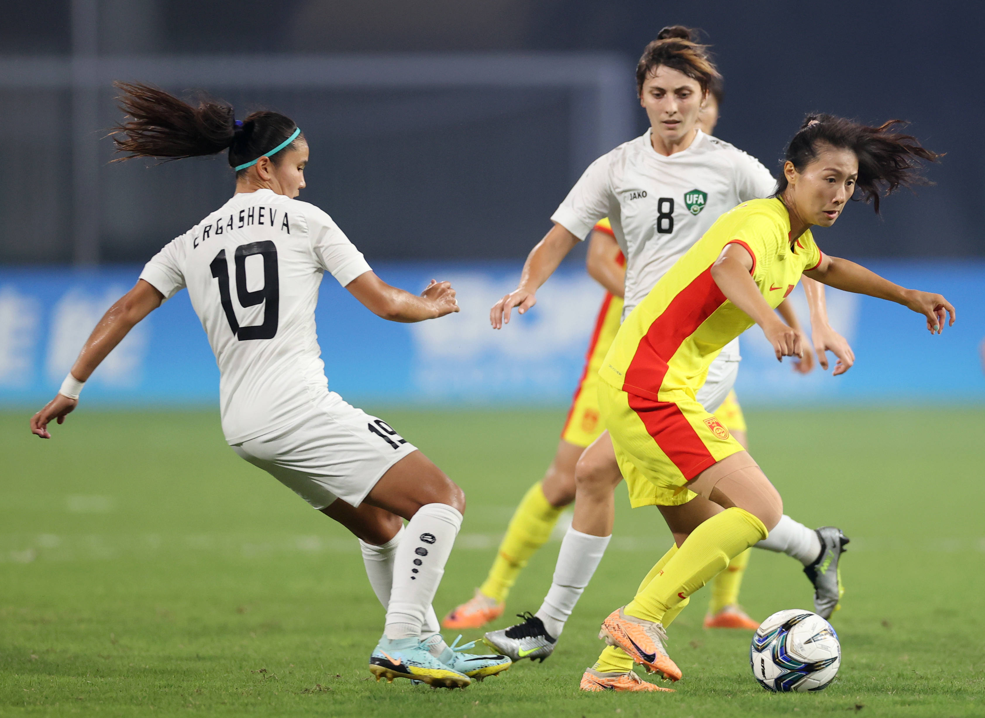 瑞典女足锦标赛：斯德哥尔摩女足大胜，晋级四强的简单介绍