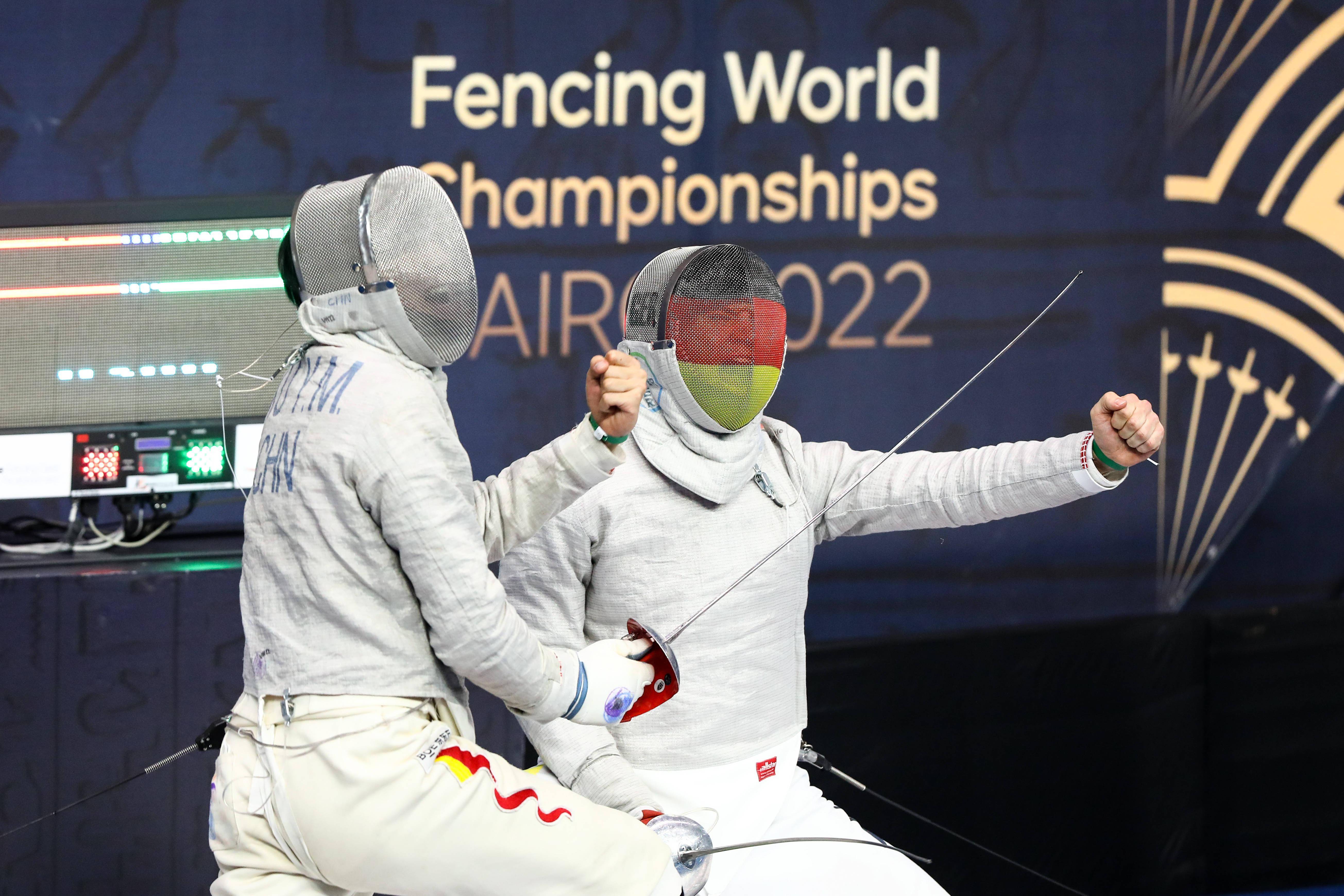 德国击剑队团结一致，勇夺宝座的简单介绍