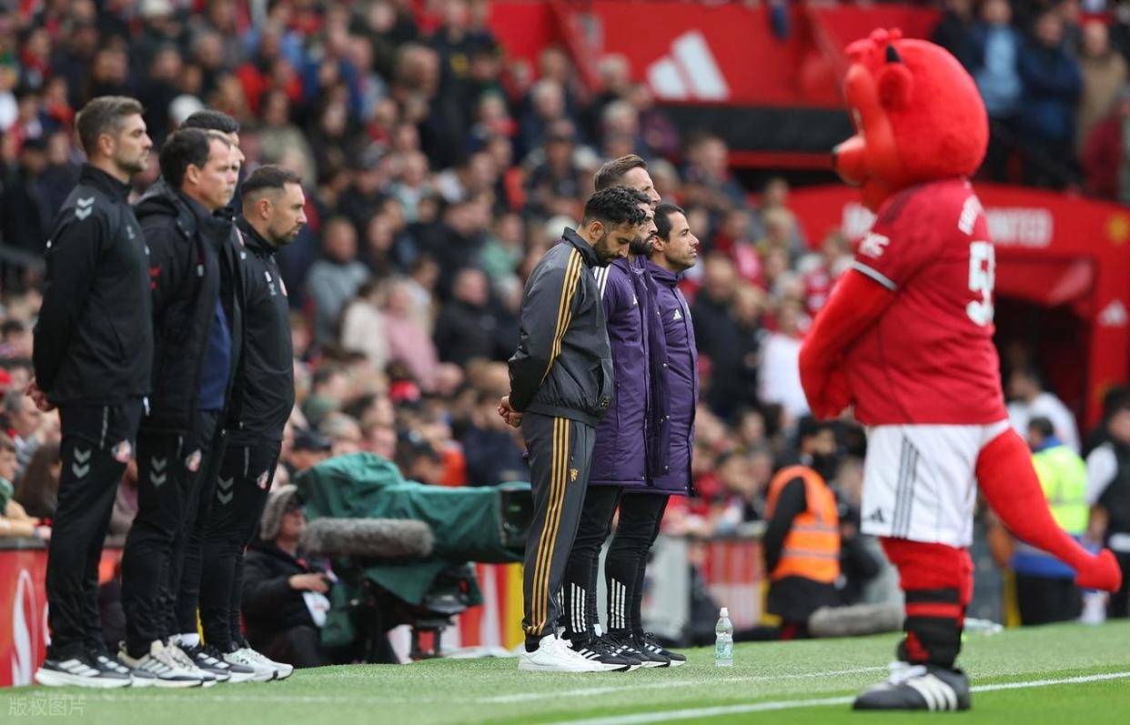 关于利物浦主帅喜获个人荣誉，球队士气大振的信息