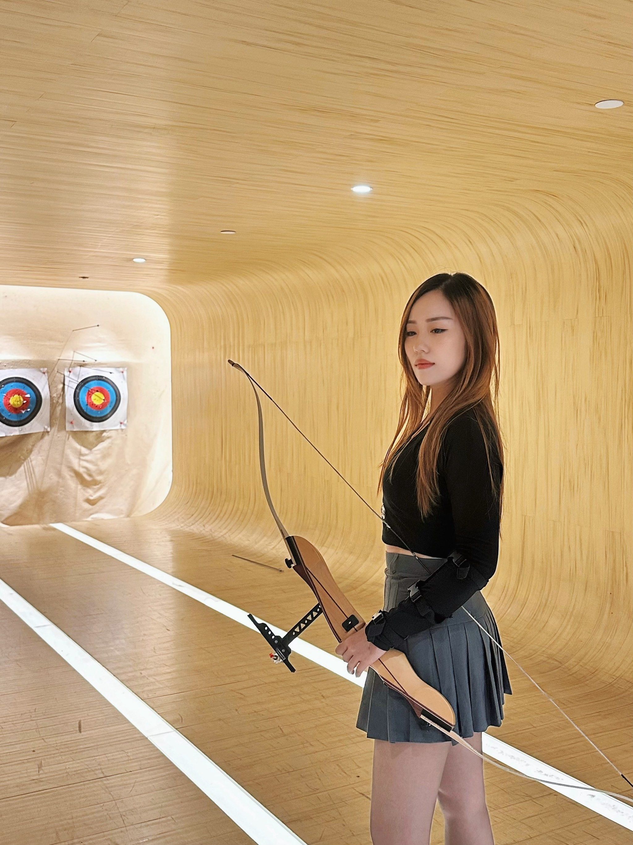 包含射箭女子个人赛赛出风采，飒爽英姿的词条