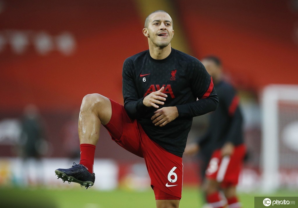 包含中国完胜曼联，蒂亚戈扛起全队的词条