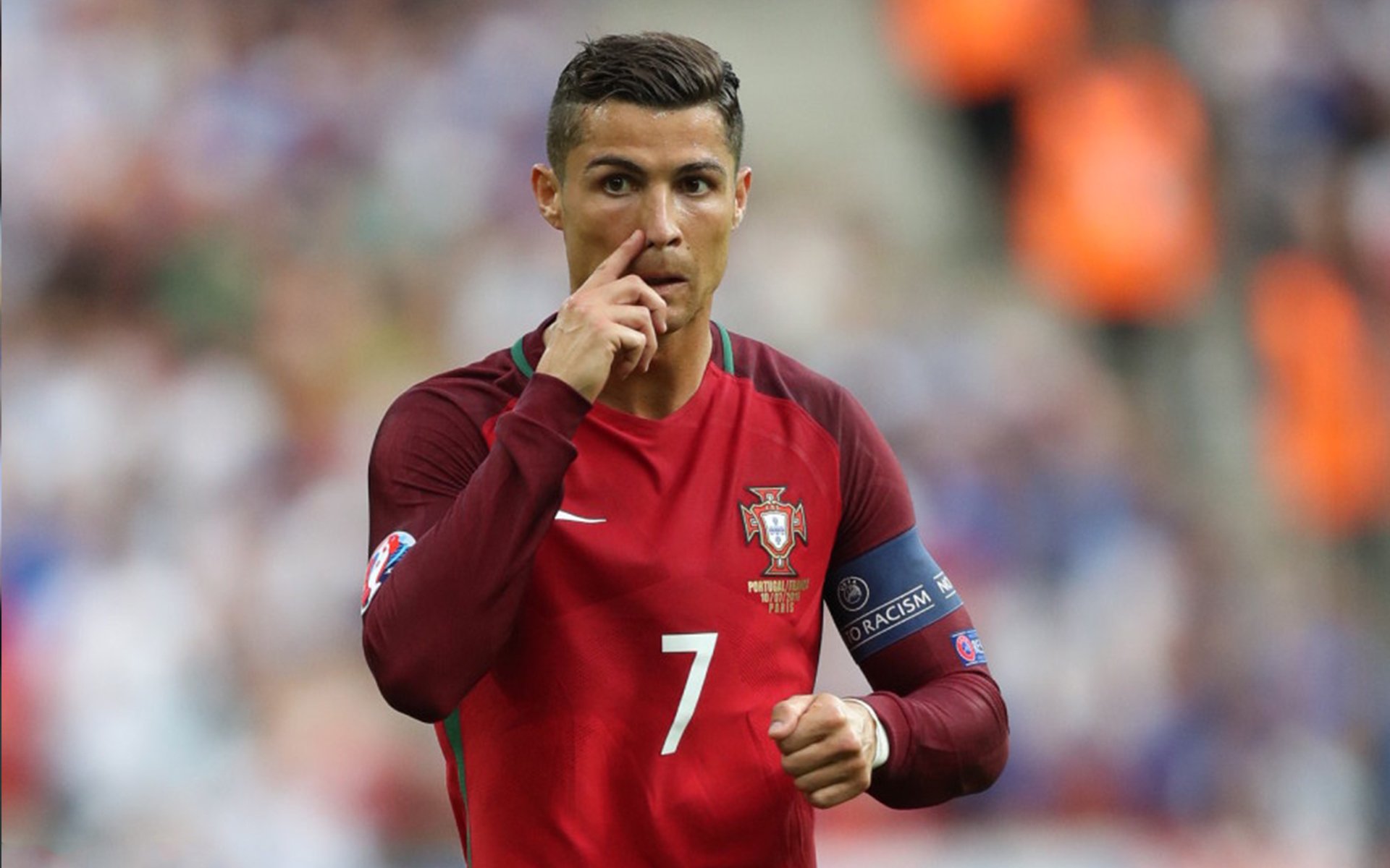 南美风暴席卷欧洲，乌拉圭战术碾压威尔士，卢卡库状态火热预示红魔崛起